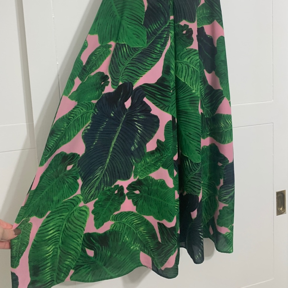 Flowy sleeveless dress With palm leaves - Picture 4 of 4